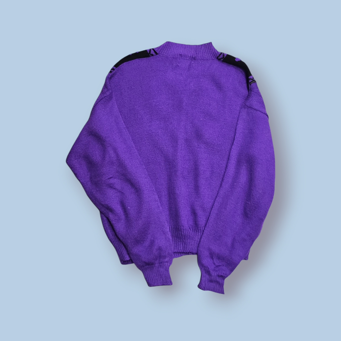 Purple v neck jumper - L