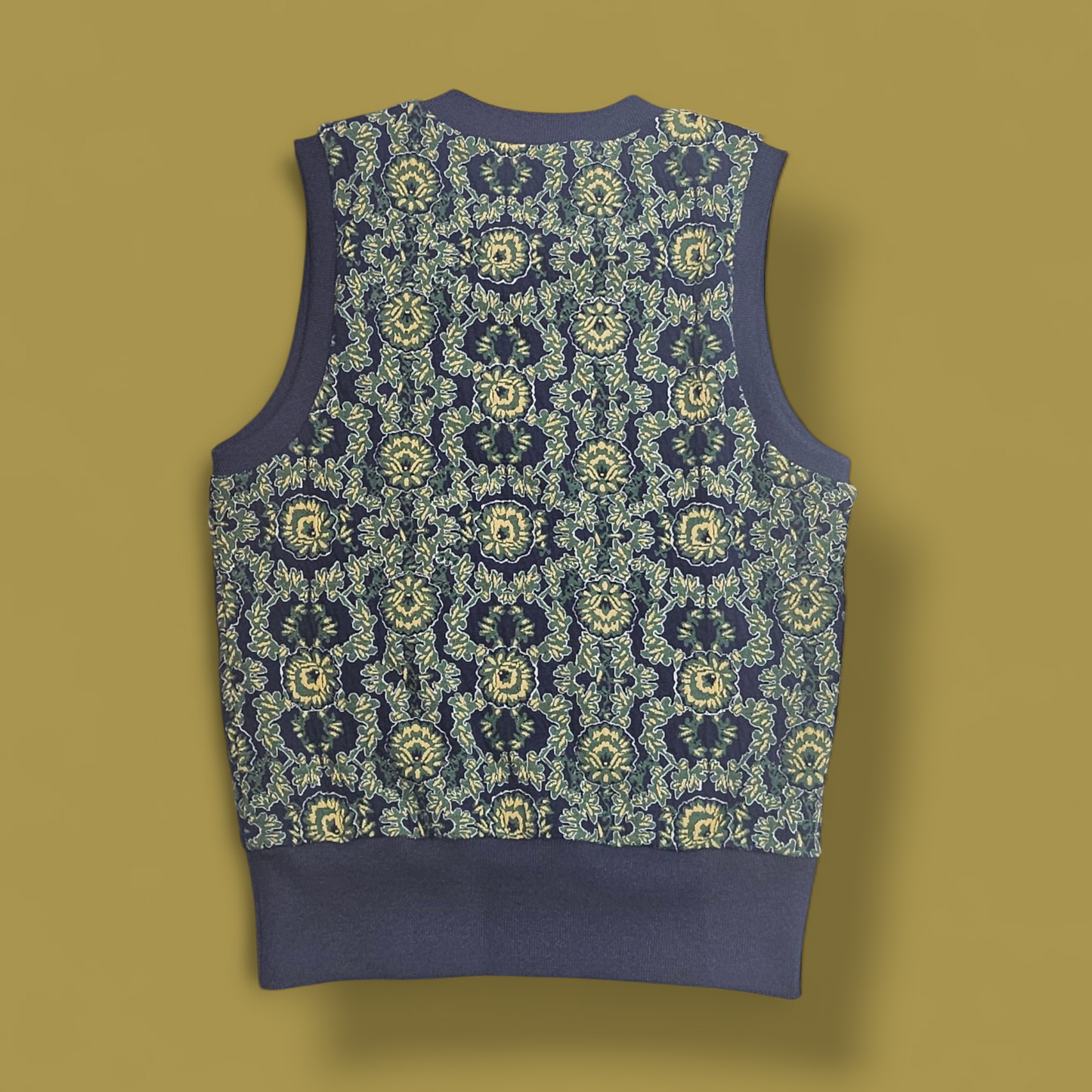 Valley Youth Retro Print Sleeveless Jumper - S