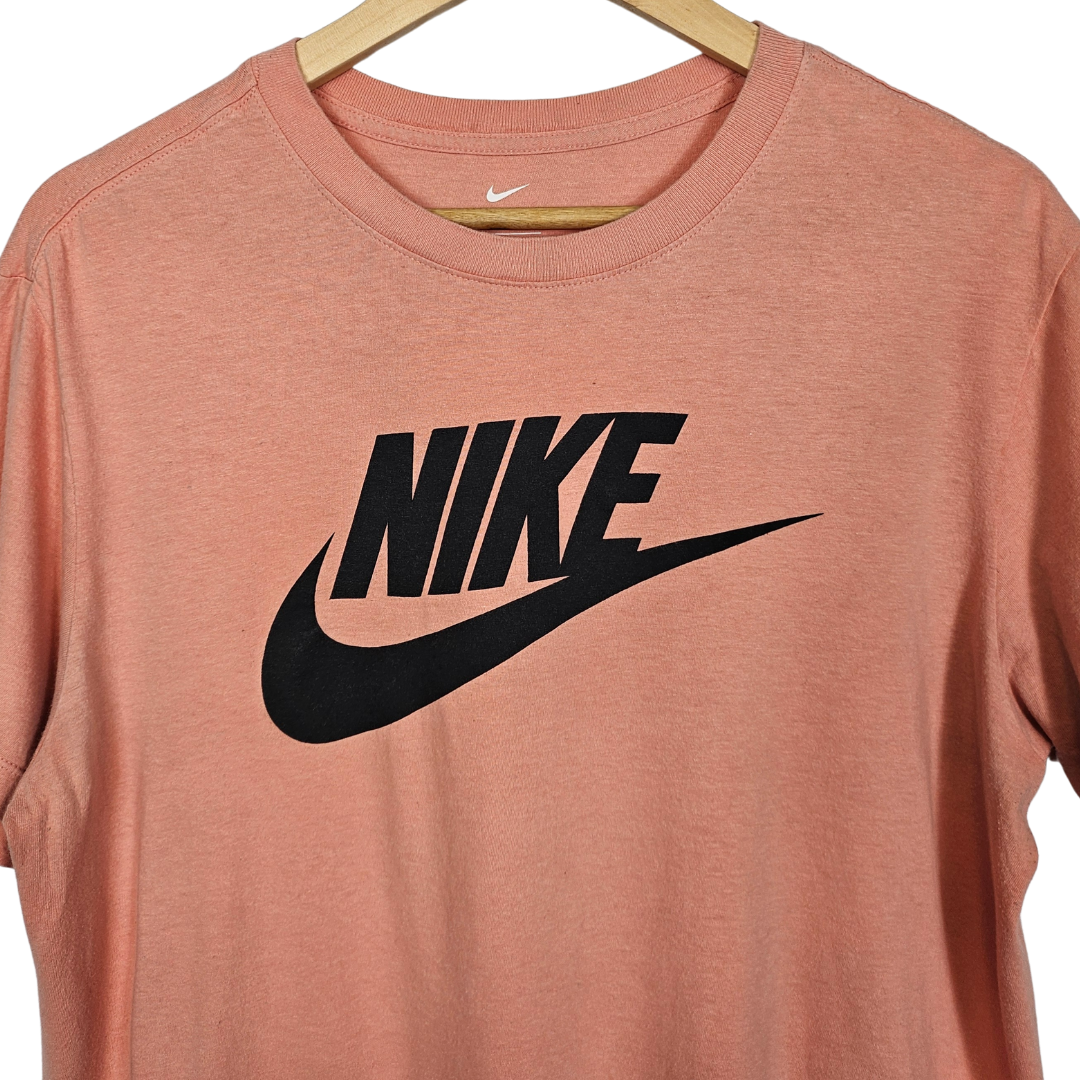 Nike Logo Print T-Shirt - M