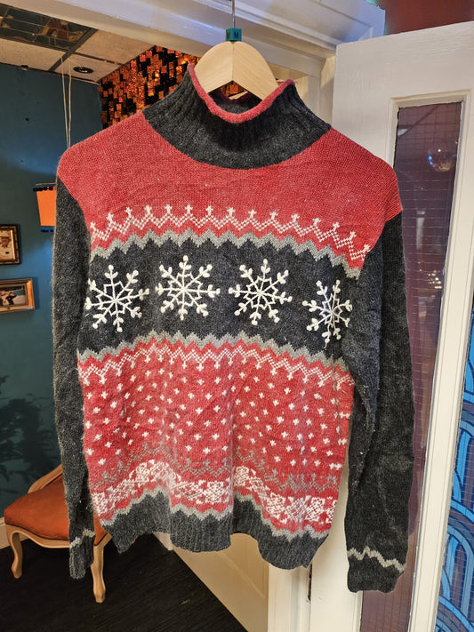 White Stag Red and Grey Snowflake jumper - M