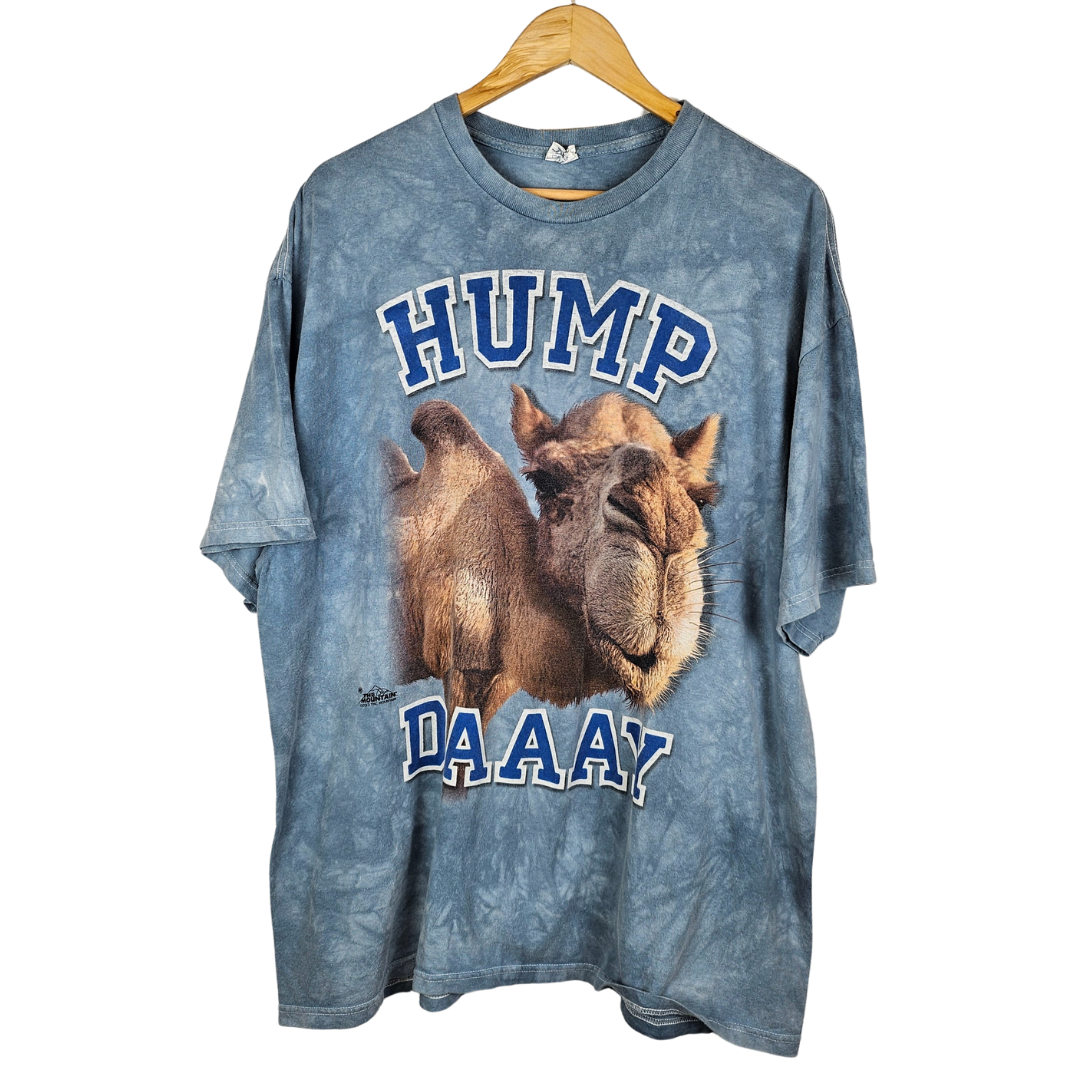 The Mountain Style Camel Hump Daaay T-shirt - XL