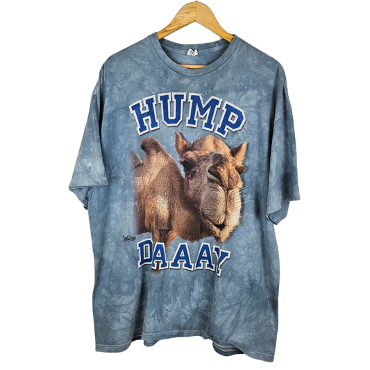 The Mountain Style Camel Hump Daaay T-shirt - XL