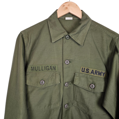 US Army Khaki Shirt Jacket Mulligan Name - L