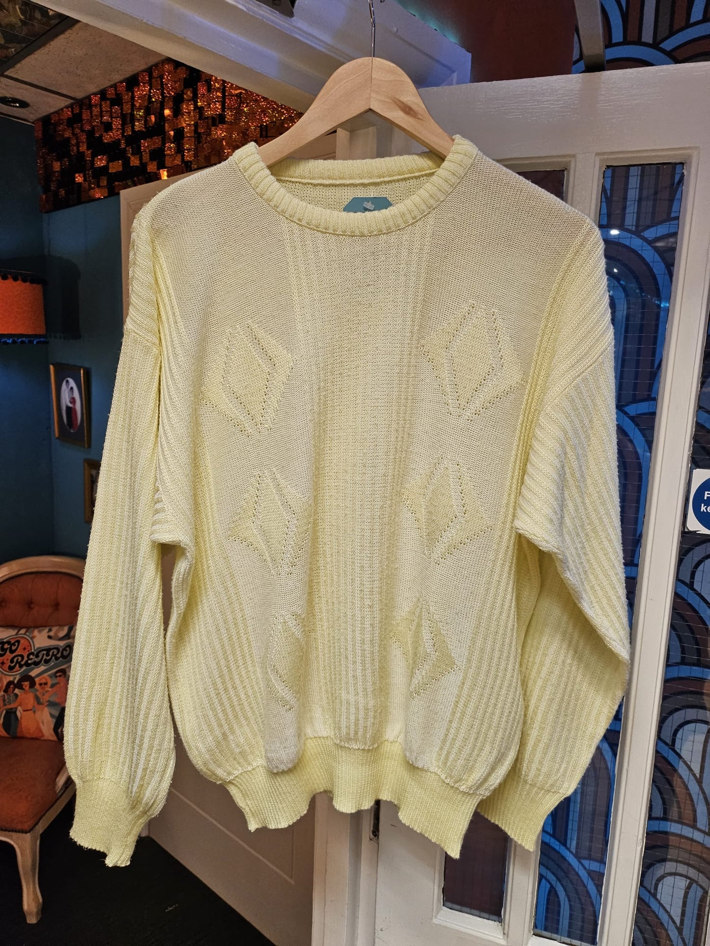 Yellow knitted jumper - L