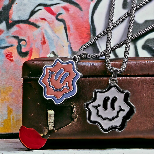 Enamel Wavy Smiley Face Necklace