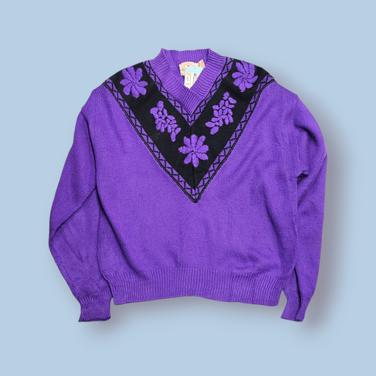Purple v neck jumper - L